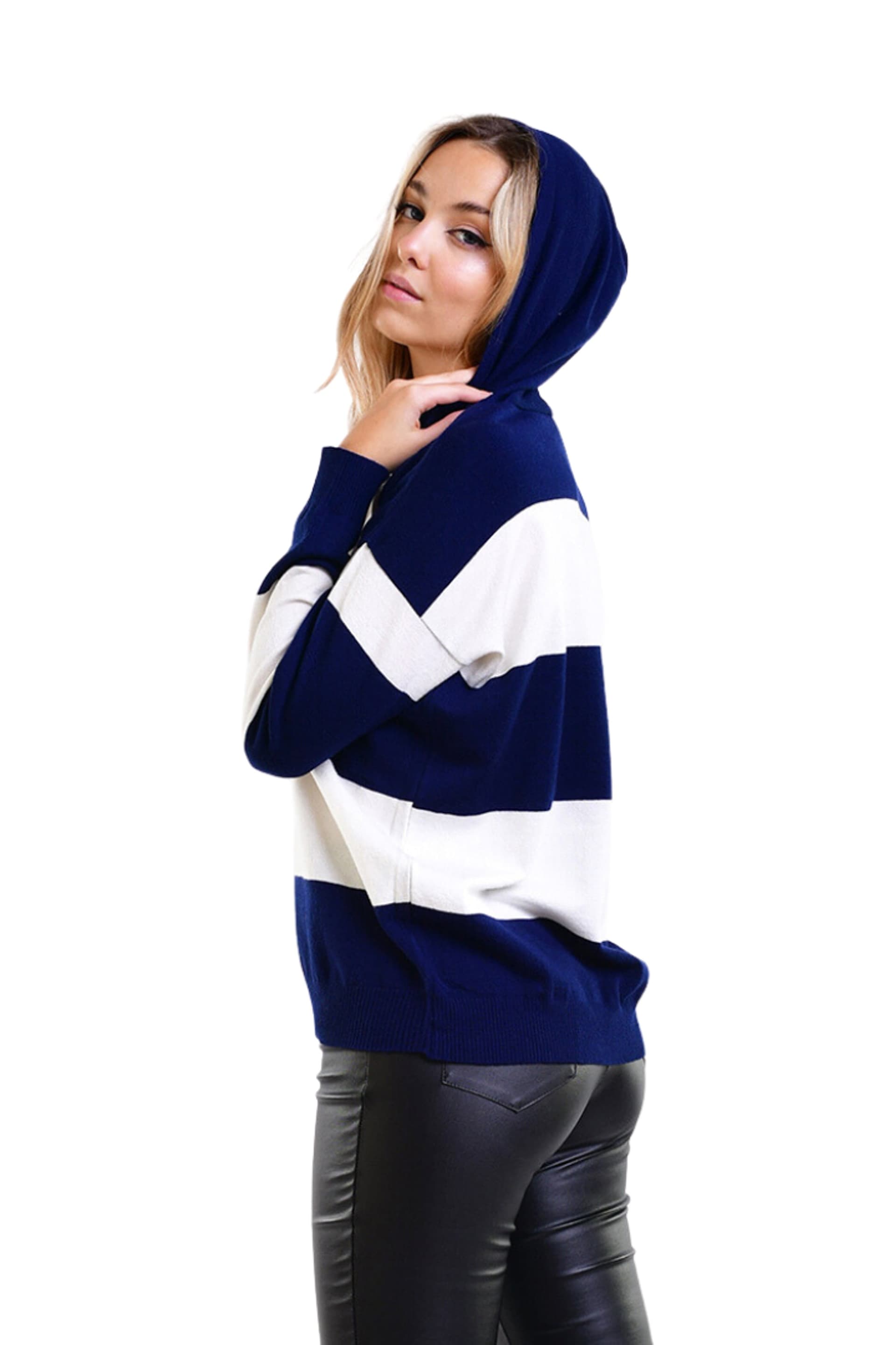 Sweater Rayado Con Capucha